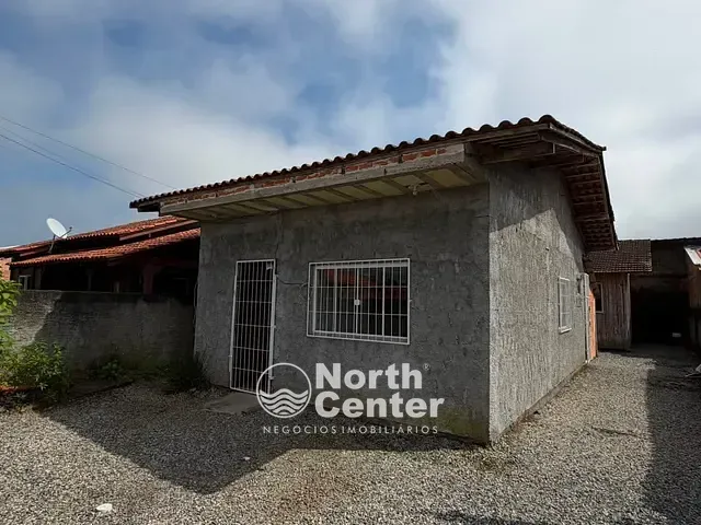 Casa 2 quartos e 1 banheiro, para alugar, no bairro Volta Redonda em Araquari