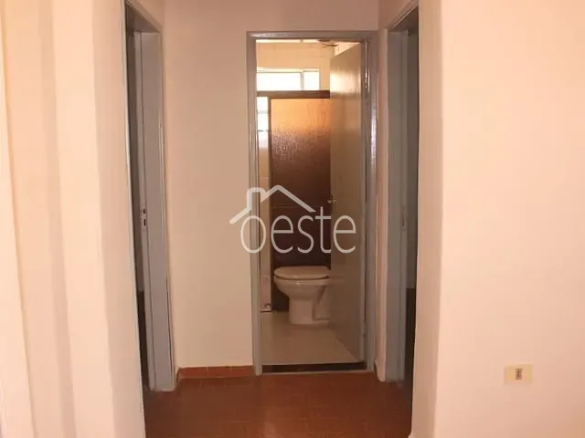 Casa com 200m² 4 quartos e 2 banheiros, à venda, no bairro Conjunto Habitacional 31 de Março em Santa Bárbara D'Oeste