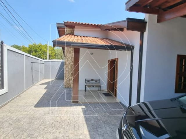 Casa com 200m² 3 quartos e 2 banheiros, à venda, no bairro Jardim Niero em Louveira