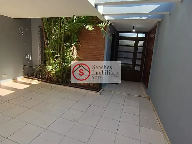 Casa 3 quartos e 3 banheiros, para alugar, no bairro Quinta da Paineira em São Paulo
