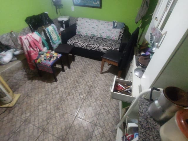 Casa 3 quartos e 2 banheiros, à venda, no bairro Vale das Acácias em Santa Luzia