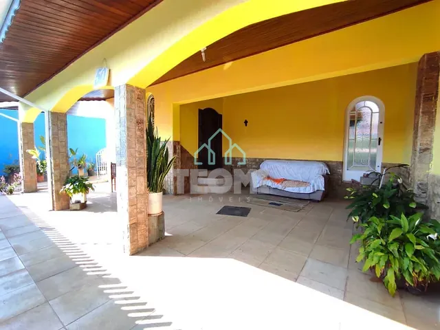 Casa com 300m² 3 quartos e 3 banheiros, à venda, no bairro Campos Elíseos em Taubaté