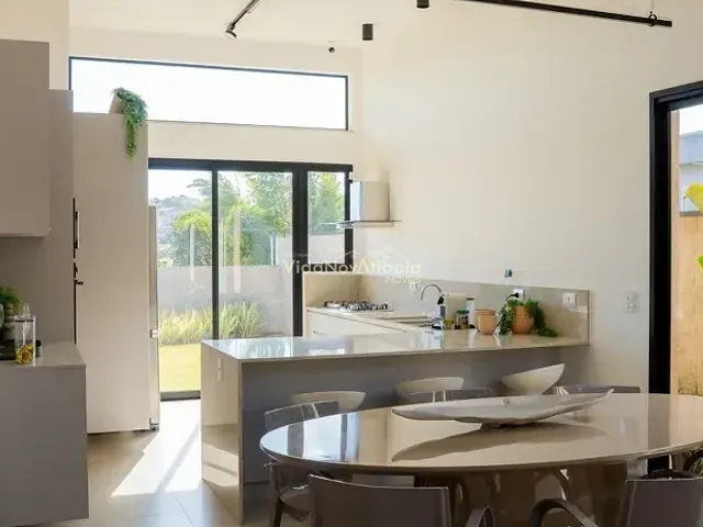 Casa com 288m² 3 quartos e 2 banheiros, à venda, no bairro Condomínio Parque das Garças I em Atibaia