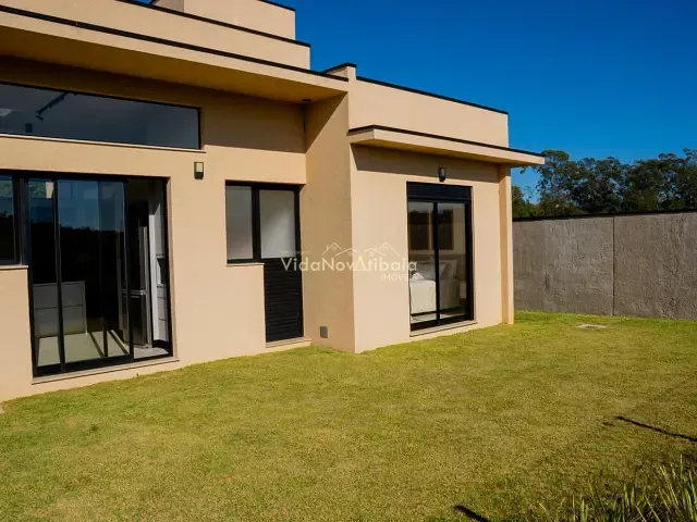 Casa com 288m² 3 quartos e 2 banheiros, à venda, no bairro Condomínio Parque das Garças I em Atibaia