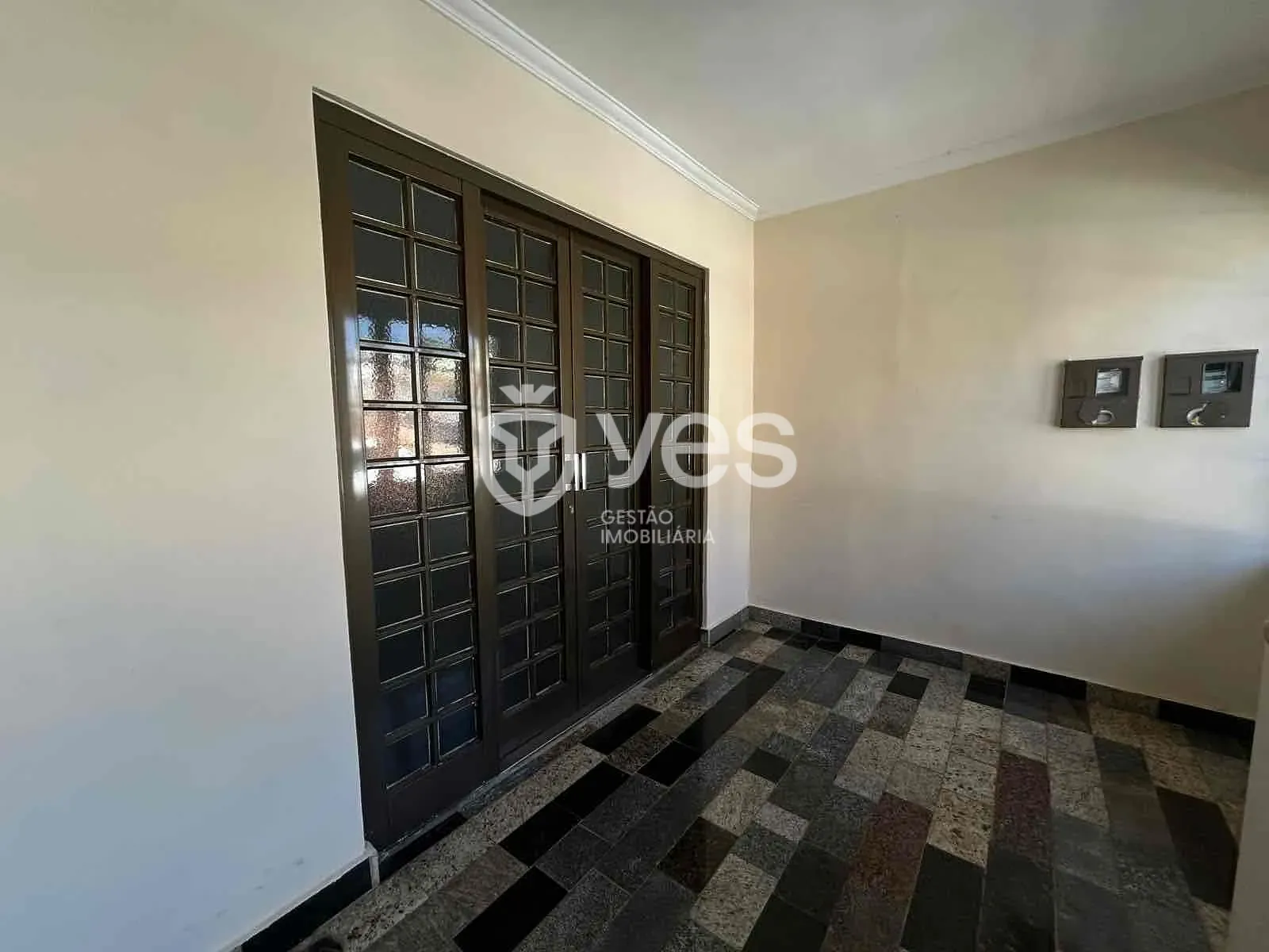 Casa, 5 quartos, 260 m² - Foto 9