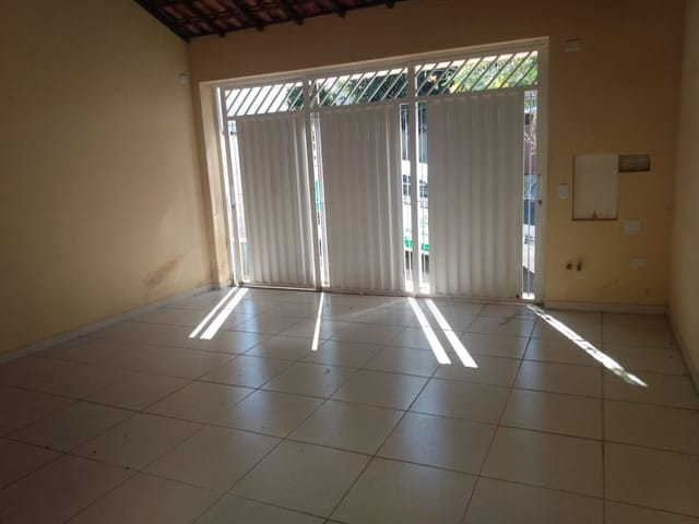 Casa com 125m² 2 quartos e 2 banheiros, para alugar, no bairro Jardim do Trevo em São João da Boa Vista