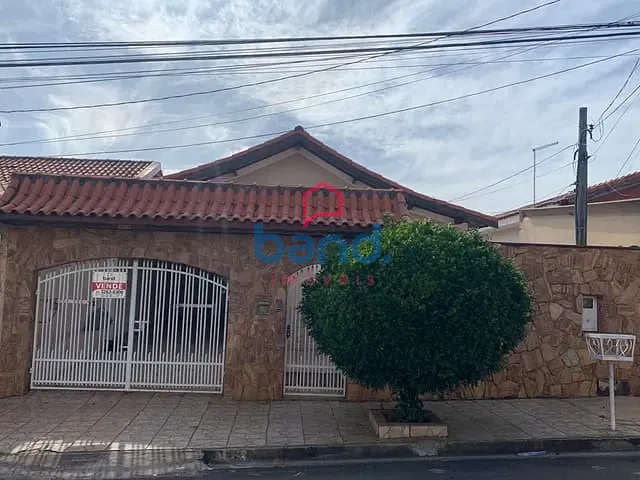 Casa com 300m² 3 quartos e 2 banheiros, à venda, no bairro Belo Alto em Porto Feliz