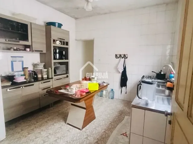 Casa 2 quartos e 1 banheiro, à venda, no bairro Vila Áurea (Vicente de Carvalho) em Guarujá