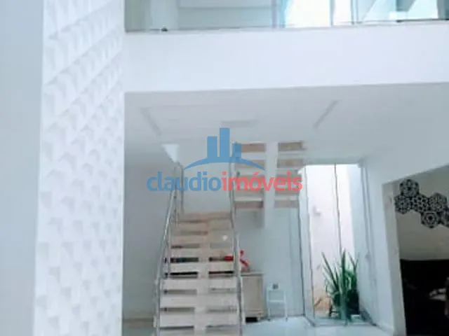 Casa com 406m² 4 quartos e 2 banheiros, à venda, no bairro Jardim Belvedere em Volta Redonda