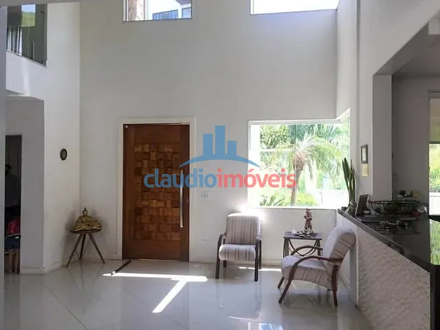 Casa com 406m² 4 quartos e 2 banheiros, à venda, no bairro Jardim Belvedere em Volta Redonda