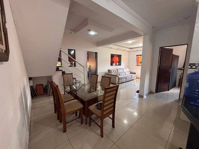 Casa com 150m² 3 quartos e 2 banheiros, à venda, no bairro Jardim São Pedro em Mogi das Cruzes
