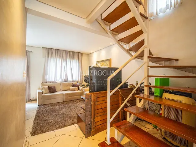 Casa com 200m² 3 quartos e 2 banheiros, à venda, no bairro Jardim Rebelato em Cotia