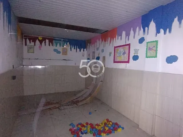 Casa para alugar, no bairro Irajá em Rio de Janeiro