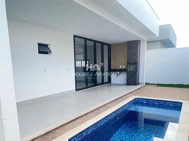 Casa com 300m² 3 quartos e 3 banheiros, à venda, no bairro Jardins Bolonha em Senador Canedo