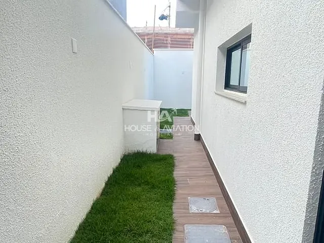 Casa com 300m² 3 quartos e 3 banheiros, à venda, no bairro Jardins Bolonha em Senador Canedo