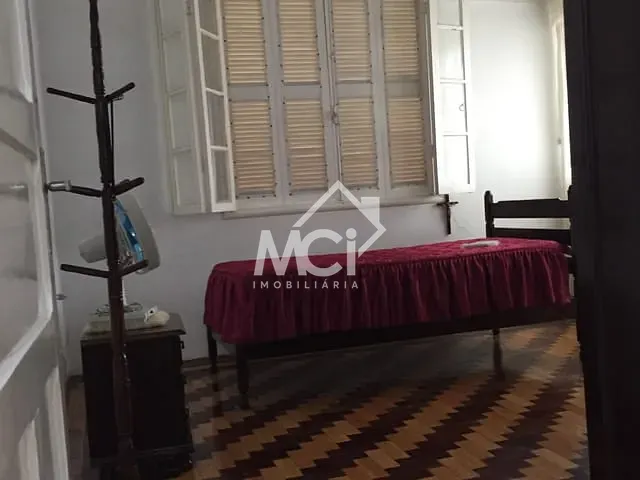 Casa 3 quartos e 2 banheiros, à venda, no bairro Fragata em Pelotas