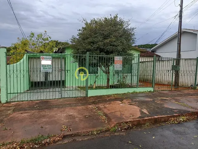 Casa com 250m² 5 quartos e 2 banheiros, à venda, no bairro Jardim Tókio em Londrina