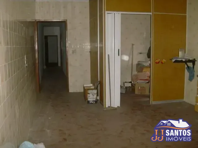 Casa com 460m² 2 quartos e 2 banheiros, à venda, no bairro Vila Bertioga em São Paulo