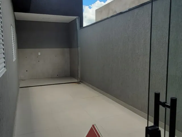 Casa com 200m² 3 quartos e 2 banheiros, à venda, no bairro Loteamento Quinta do Oeste em Franca