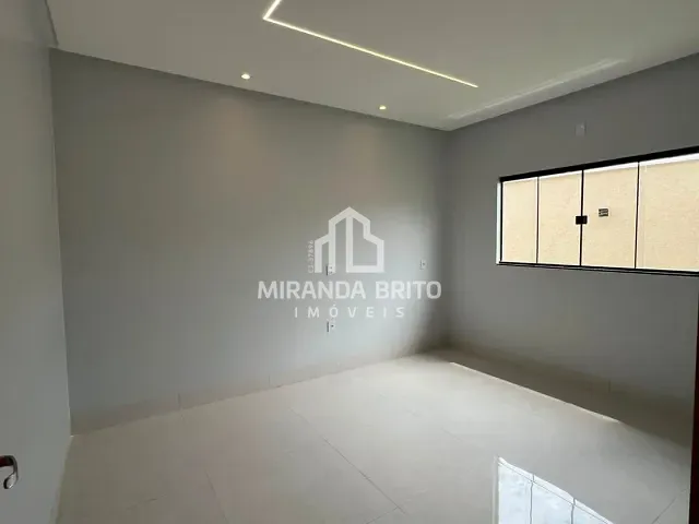 Casa 3 quartos e 2 banheiros, à venda, no bairro Jardim Buriti Sereno em Aparecida de Goiânia