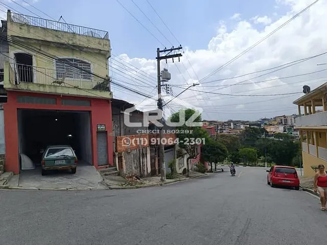 Casa com 180m² 3 quartos e 1 banheiro, à venda, no bairro Laranjeiras em Caieiras