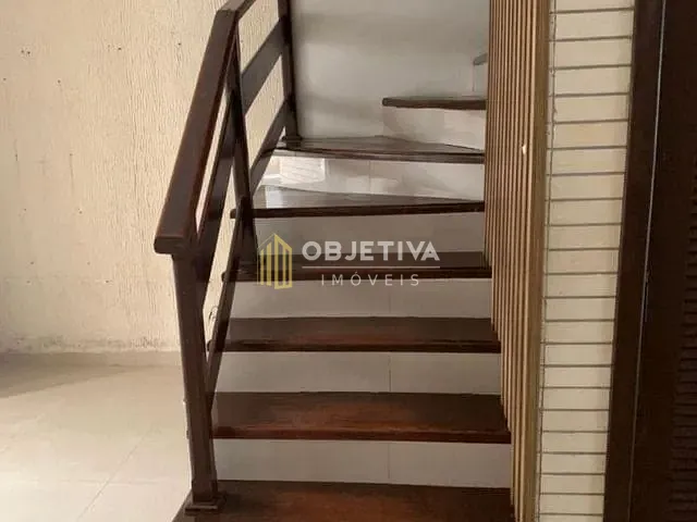 Casa com 72m² 4 quartos e 1 banheiro, à venda, no bairro Hípica em Porto Alegre