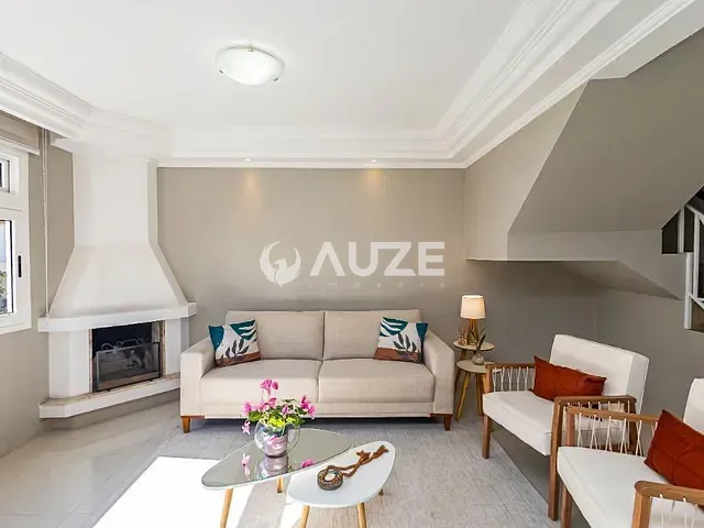 Casa com 113m² 3 quartos e 3 banheiros, à venda, no bairro Vista Alegre em Curitiba