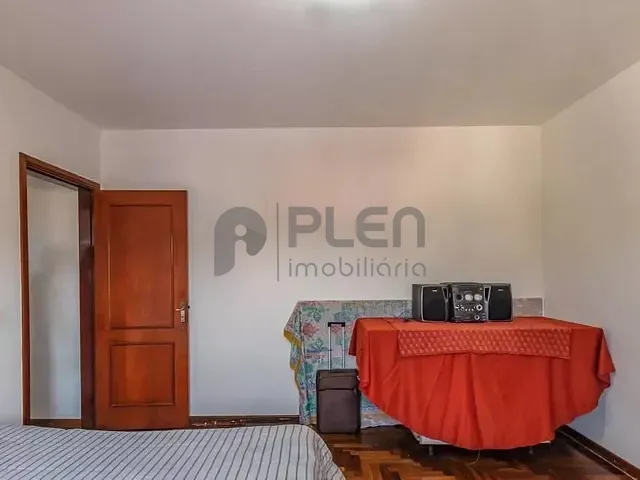 Casa com 460m² 4 quartos e 5 banheiros, à venda, no bairro Alphaville em Santana de Parnaíba