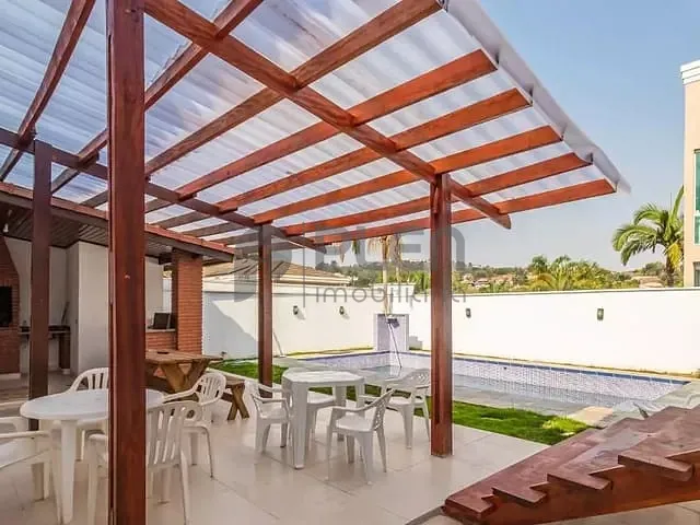 Casa com 460m² 4 quartos e 5 banheiros, à venda, no bairro Alphaville em Santana de Parnaíba