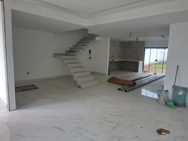 Casa 3 quartos e 1 banheiro, à venda, no bairro Costazul em Rio das Ostras