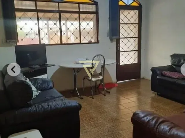 Casa com 480m² 6 quartos e 3 banheiros, à venda, no bairro Ipiranga em Ribeirão Preto