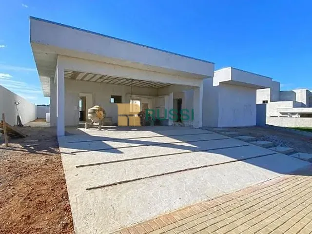 Casa com 540m² 3 quartos e 3 banheiros, à venda, no bairro Piedade em Caçapava