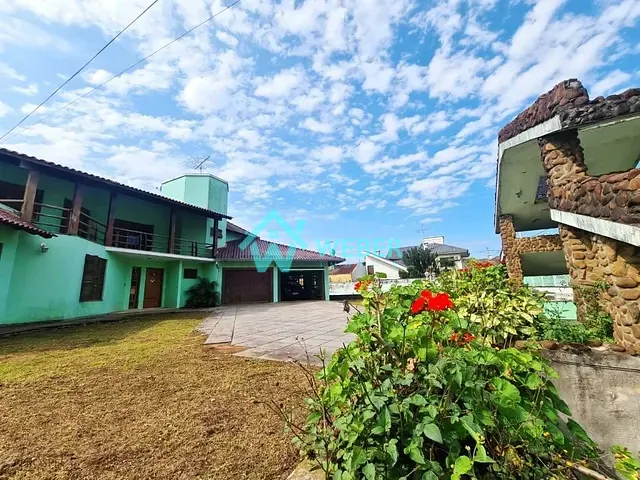 Casa 3 quartos e 5 banheiros, à venda, no bairro São José em São Leopoldo