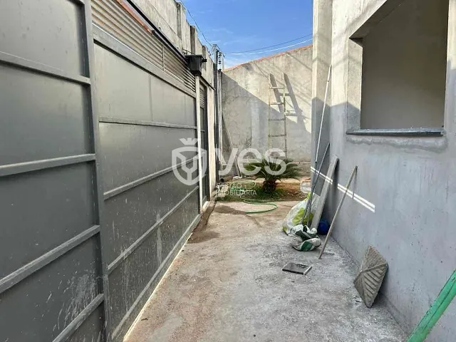 Casa 3 quartos e 2 banheiros, à venda, no bairro Parque das Mangabeiras em Araxá