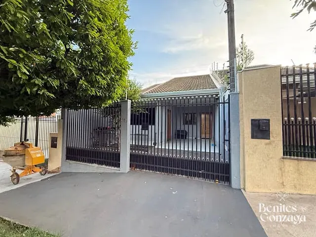 Casa com 150m² 3 quartos e 2 banheiros, à venda, no bairro Jardim Everest em Maringá