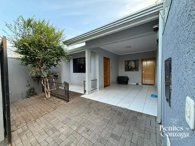 Casa com 150m² 3 quartos e 2 banheiros, à venda, no bairro Jardim Everest em Maringá