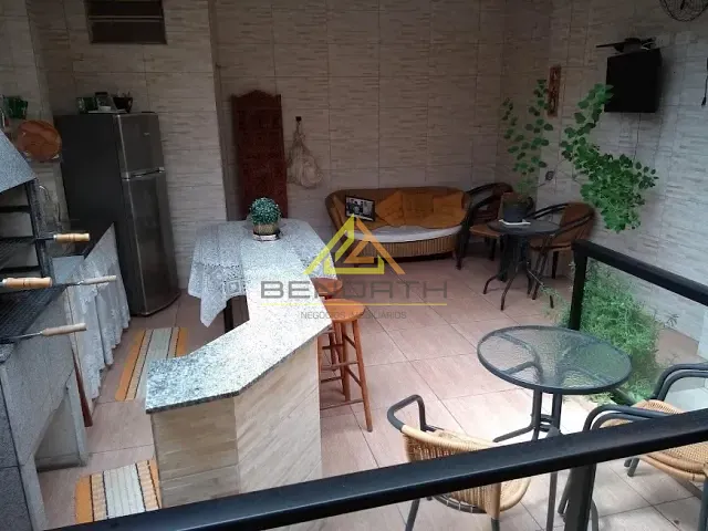 Casa com 240m² 3 quartos e 4 banheiros, à venda, no bairro Vila Dom Pedro II em São Paulo