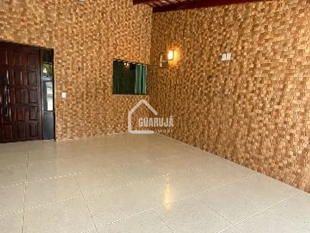 Casa com 220m² 3 quartos e 3 banheiros, à venda, no bairro Enseada em Guarujá