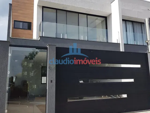 Casa com 265m² 4 quartos e 2 banheiros, à venda, no bairro Jardim Belvedere em Volta Redonda