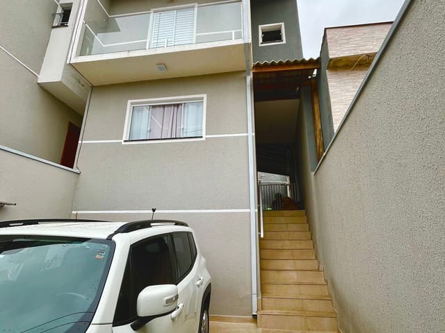 Casa 2 quartos e 2 banheiros, à venda, no bairro Vila Paulista em Mogi das Cruzes