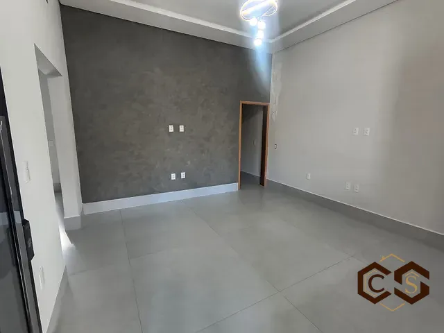 Casa com 150m² 3 quartos e 2 banheiros, à venda, no bairro Jardim Residencial Nova Veneza em Indaiatuba