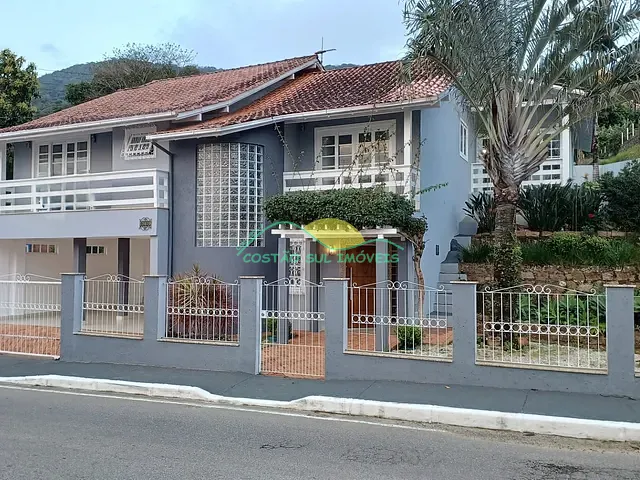 Casa 3 quartos e 3 banheiros, à venda, no bairro Ribeirão da Ilha em Florianópolis