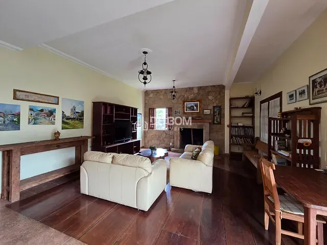 Casa com 426m² 3 quartos e 3 banheiros, à venda, no bairro Jardim Europa em Poços de Caldas