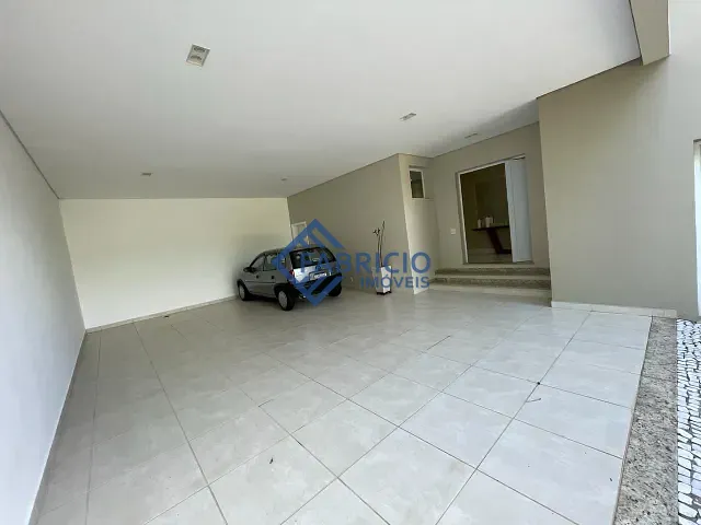 Casa com 1127m² 4 quartos e 6 banheiros, à venda, no bairro Marambaia em Vinhedo