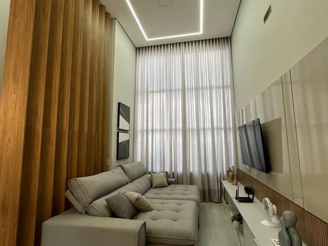 Casa com 300m² 3 quartos e 1 banheiro, à venda, no bairro Jardim Recanto das Águas em Nova Odessa