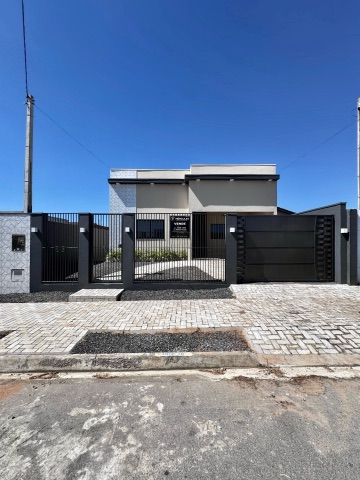 Casa com 250m² 2 quartos e 2 banheiros, à venda, no bairro Montserrat em Nova Mutum