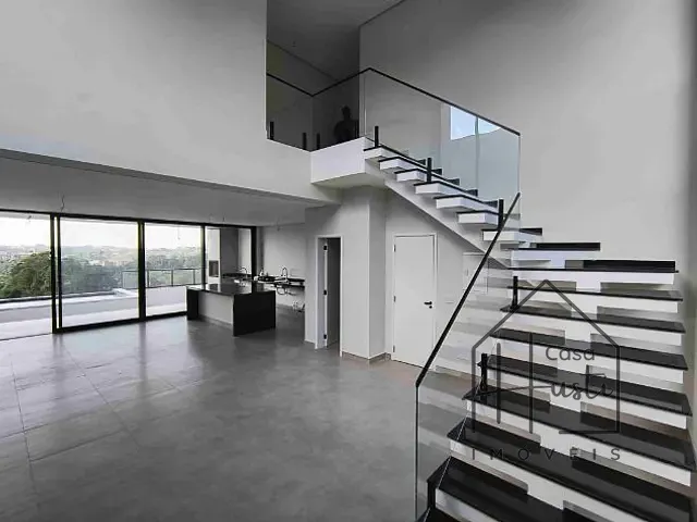 Casa com 500m² 3 quartos e 5 banheiros, à venda, no bairro Quinta dos Angicos em Cotia