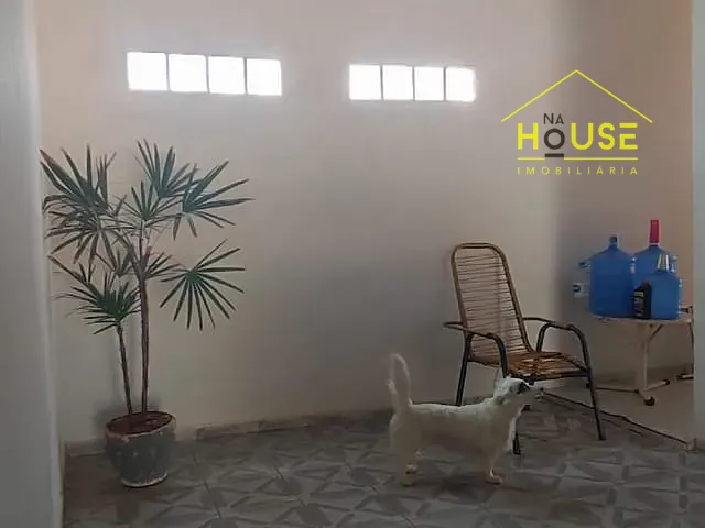Casa com 180m², à venda, no bairro Pozzobon em Votuporanga