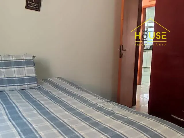 Casa com 180m², à venda, no bairro Pozzobon em Votuporanga