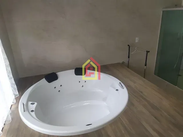 Casa com 313m² 4 quartos e 5 banheiros, à venda, no bairro Belo Horizonte em Marabá